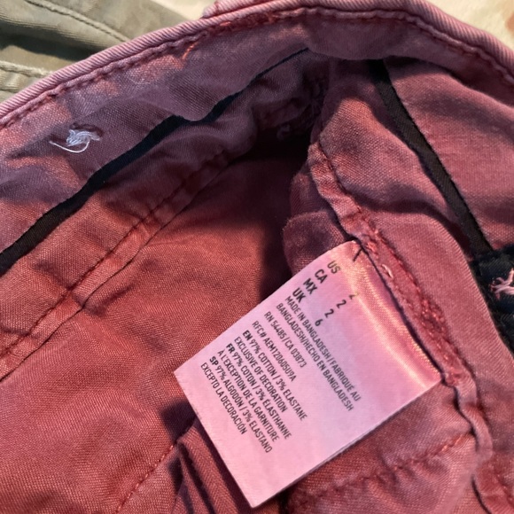 AMERICAN EAGLE MIDI STRETCH SHORTS - Picture 2 of 3